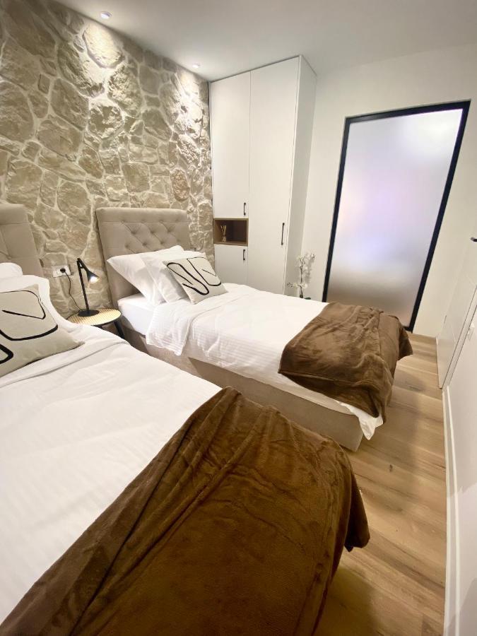 Apartment City Walls In Old Town Of Rovinj Bagian luar foto