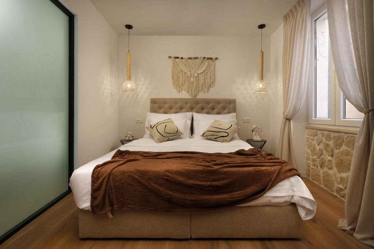 Apartment City Walls In Old Town Of Rovinj Bagian luar foto